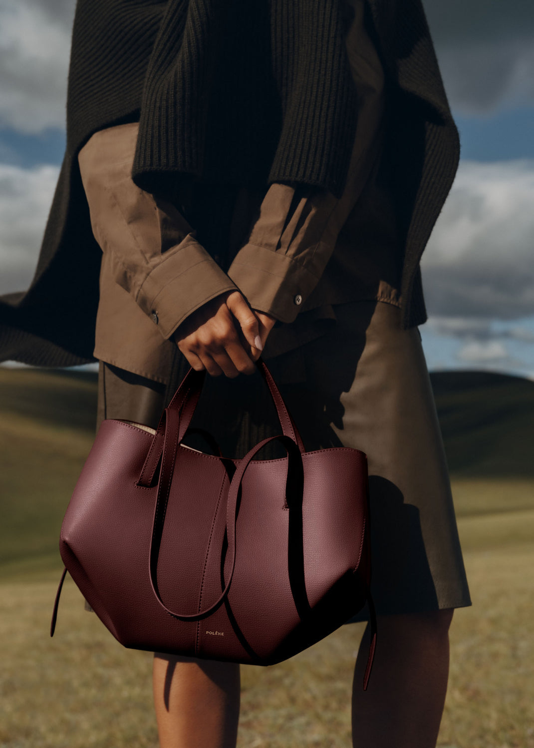 SAC POLÉNE EDITION CERISE NOIRE GRAINÉ