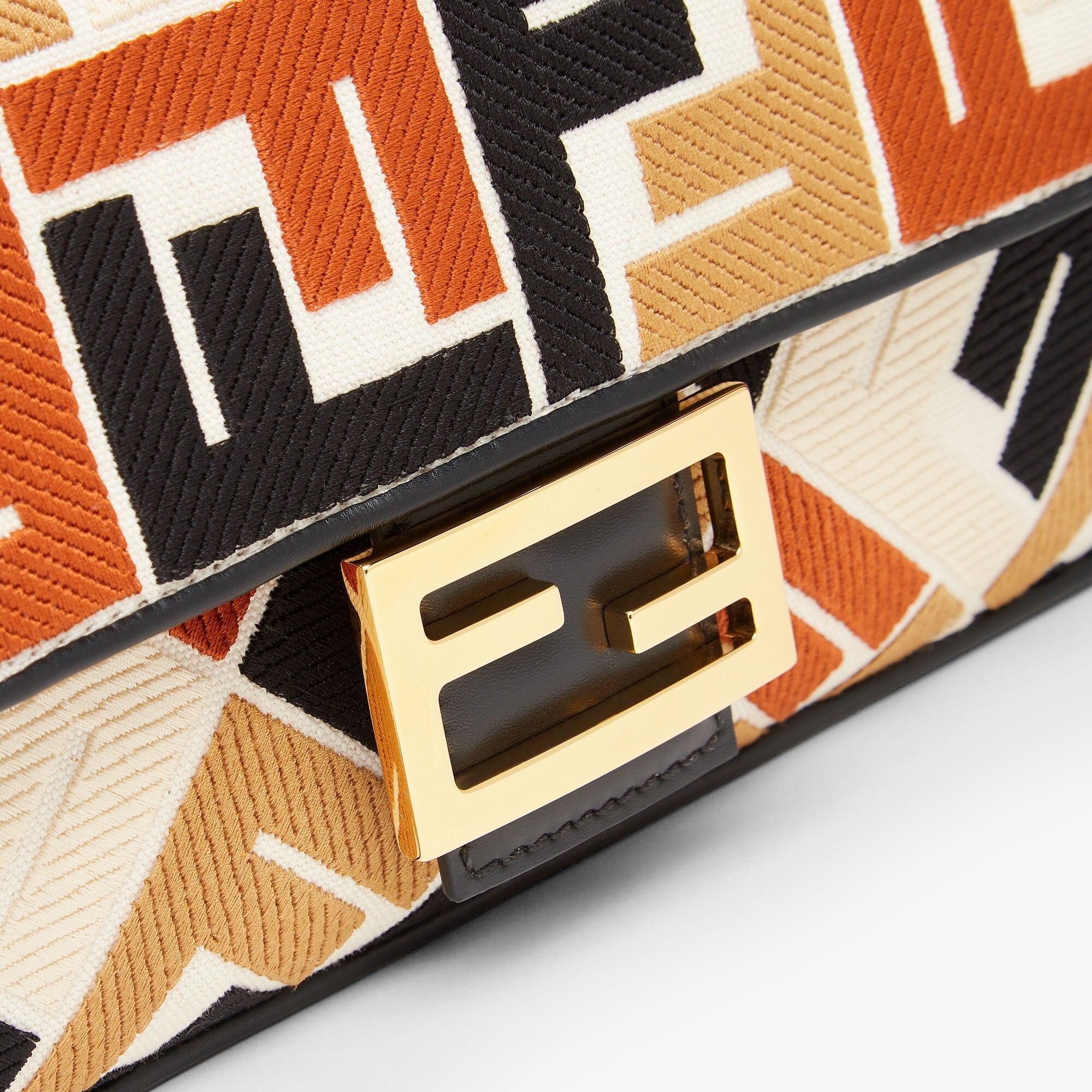 Sac en toile multicolore avec étiquette FF brodée