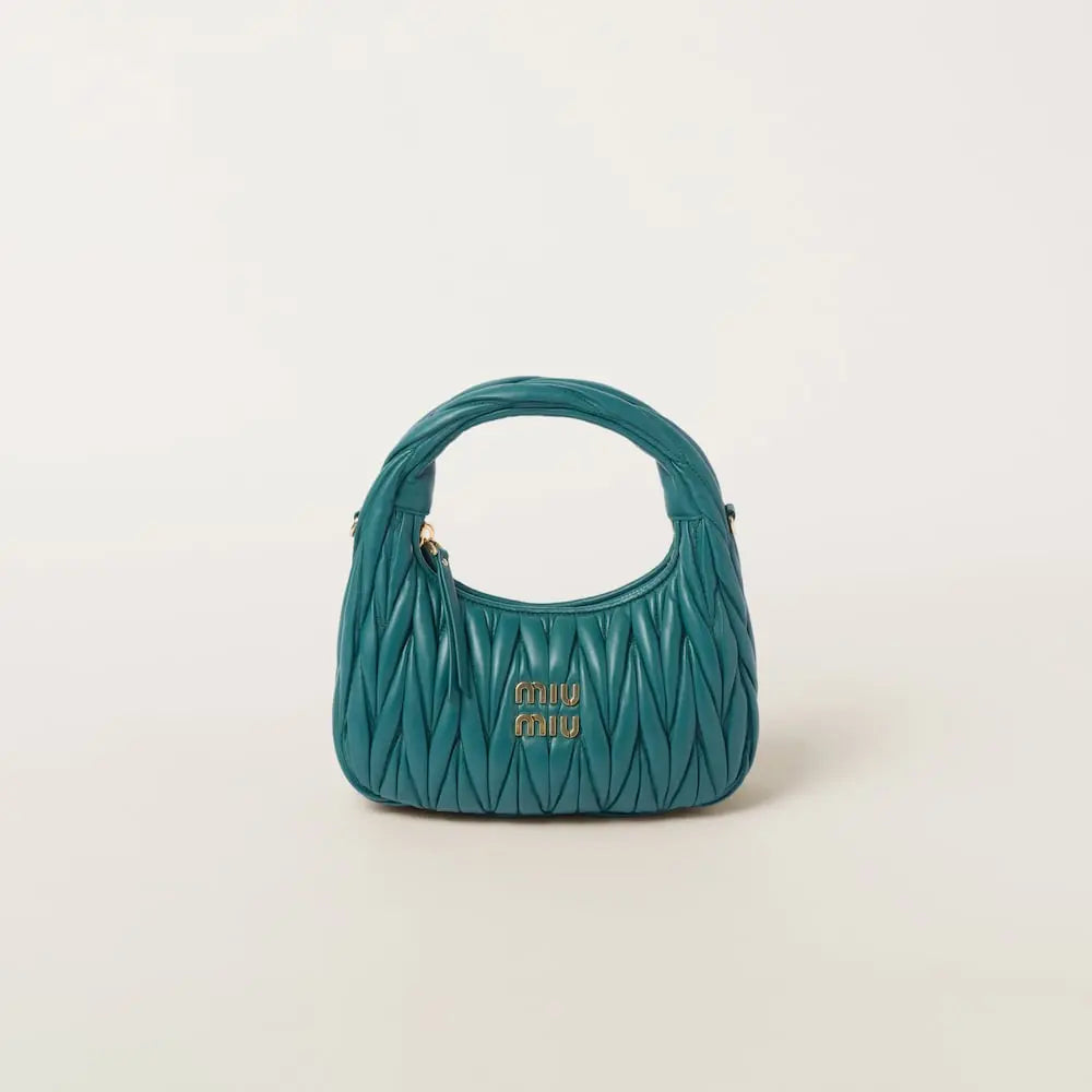 Sac hobo Wander nappa matelassé en bleu lagon