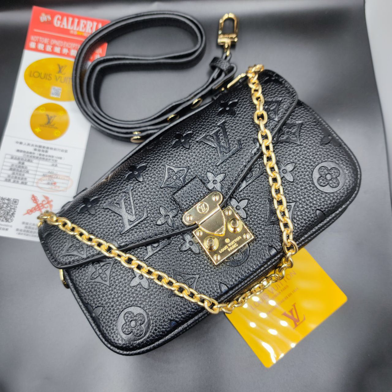 Pochette Métis East West Noir