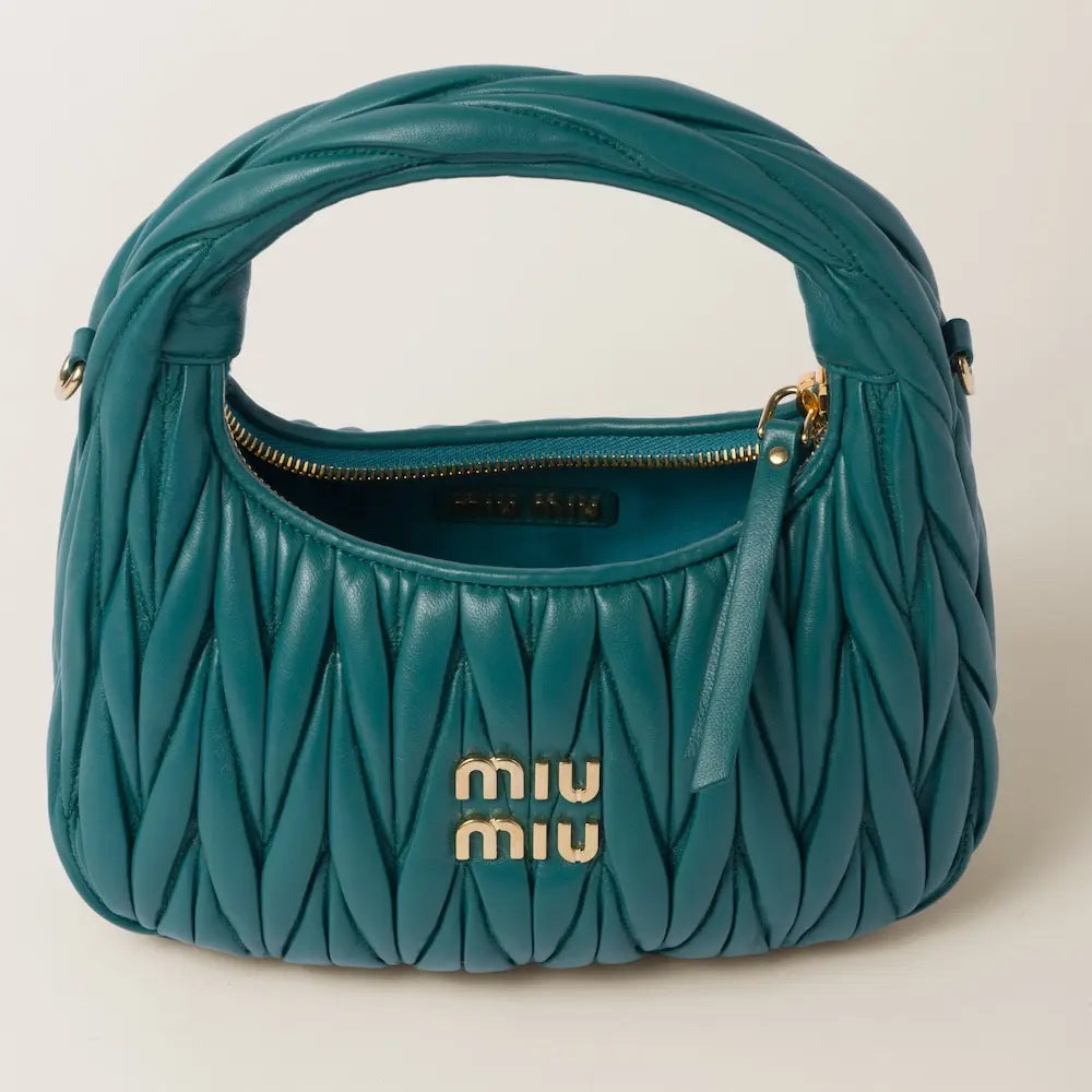 Sac hobo Wander nappa matelassé en bleu lagon