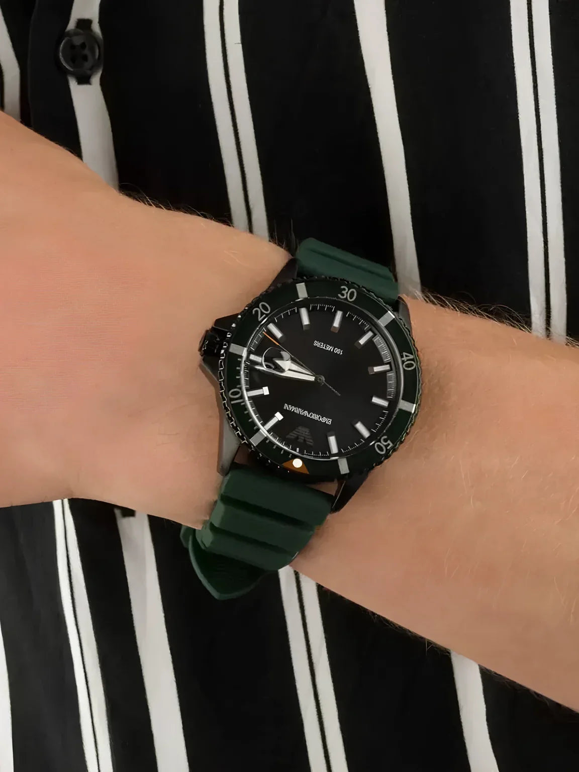 Montre EMPORIO ARMANI Pour Homme, AR11464
