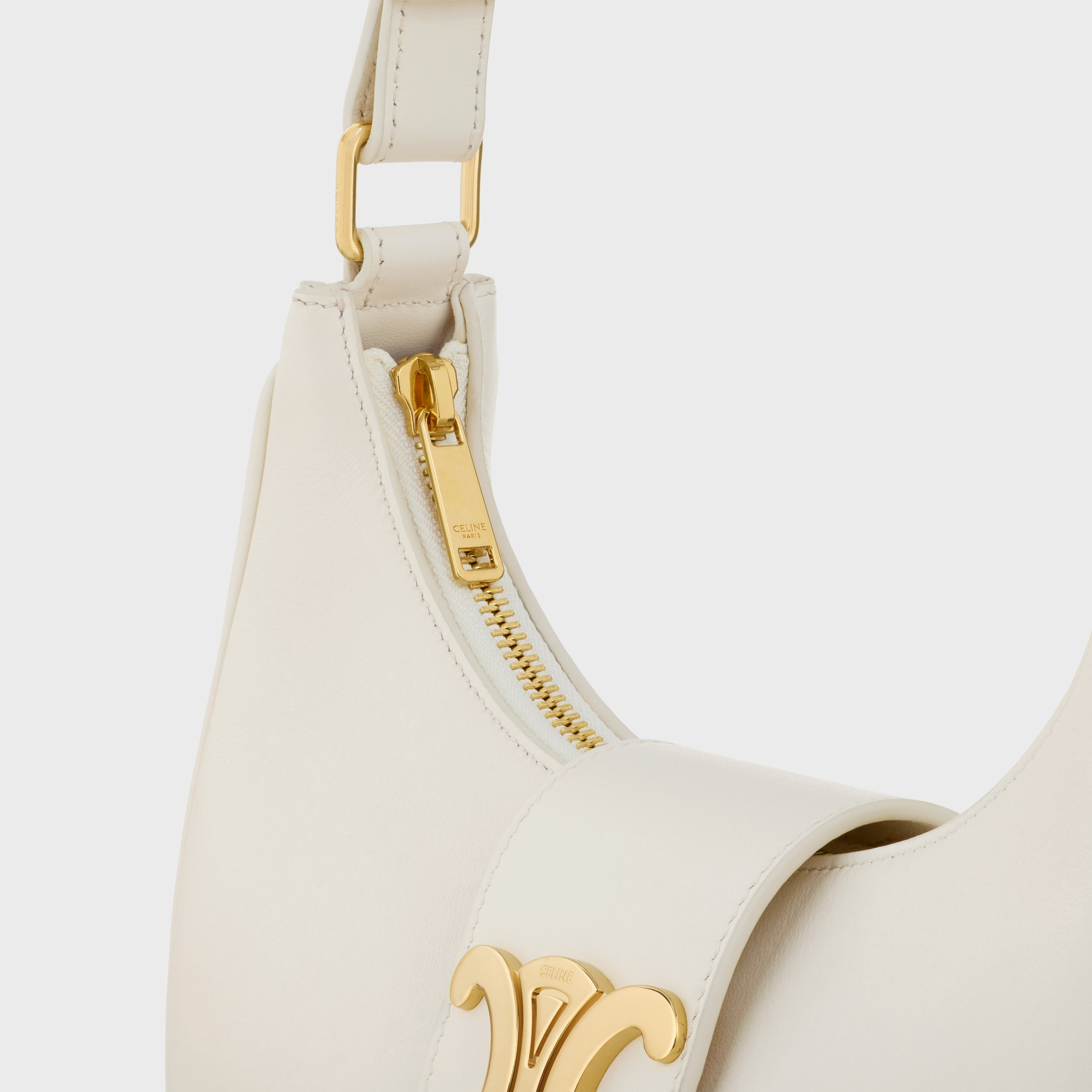 SAC AVA TRIOMPHE MOYEN MODELE VEAU LISSE BEIGE