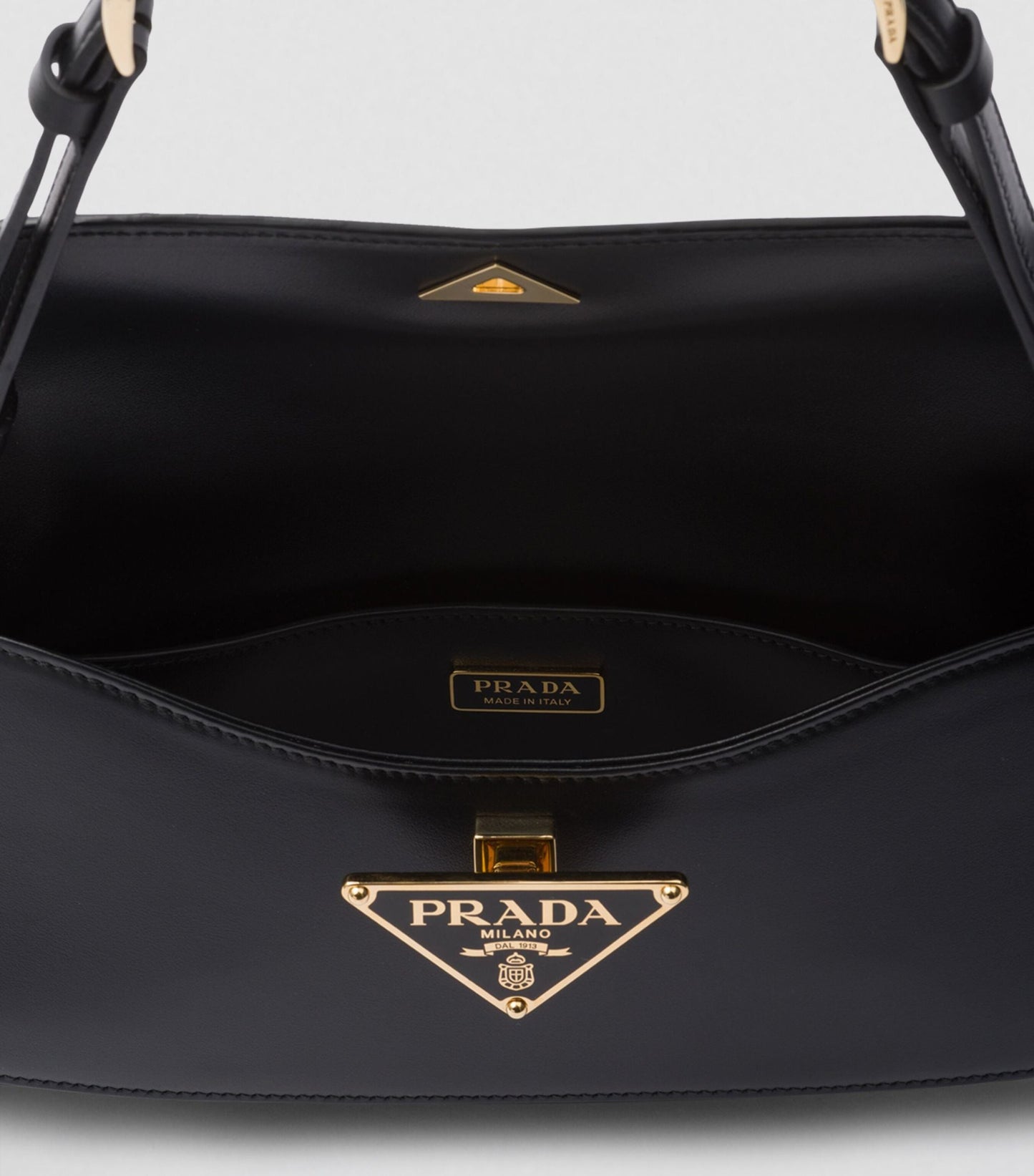 Sac porté épaule en vrai cuir verni Noir