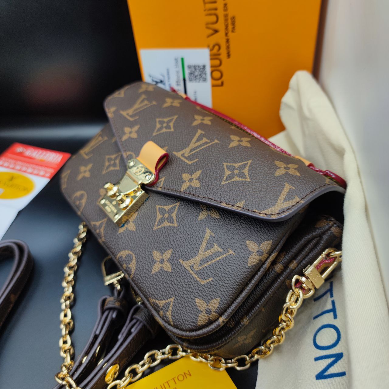 Pochette Lv Métis East West Toile Monogram