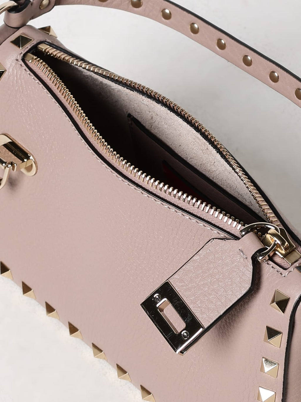 Sac porté épaule femme Valentino Garavani En Vrai Cuir