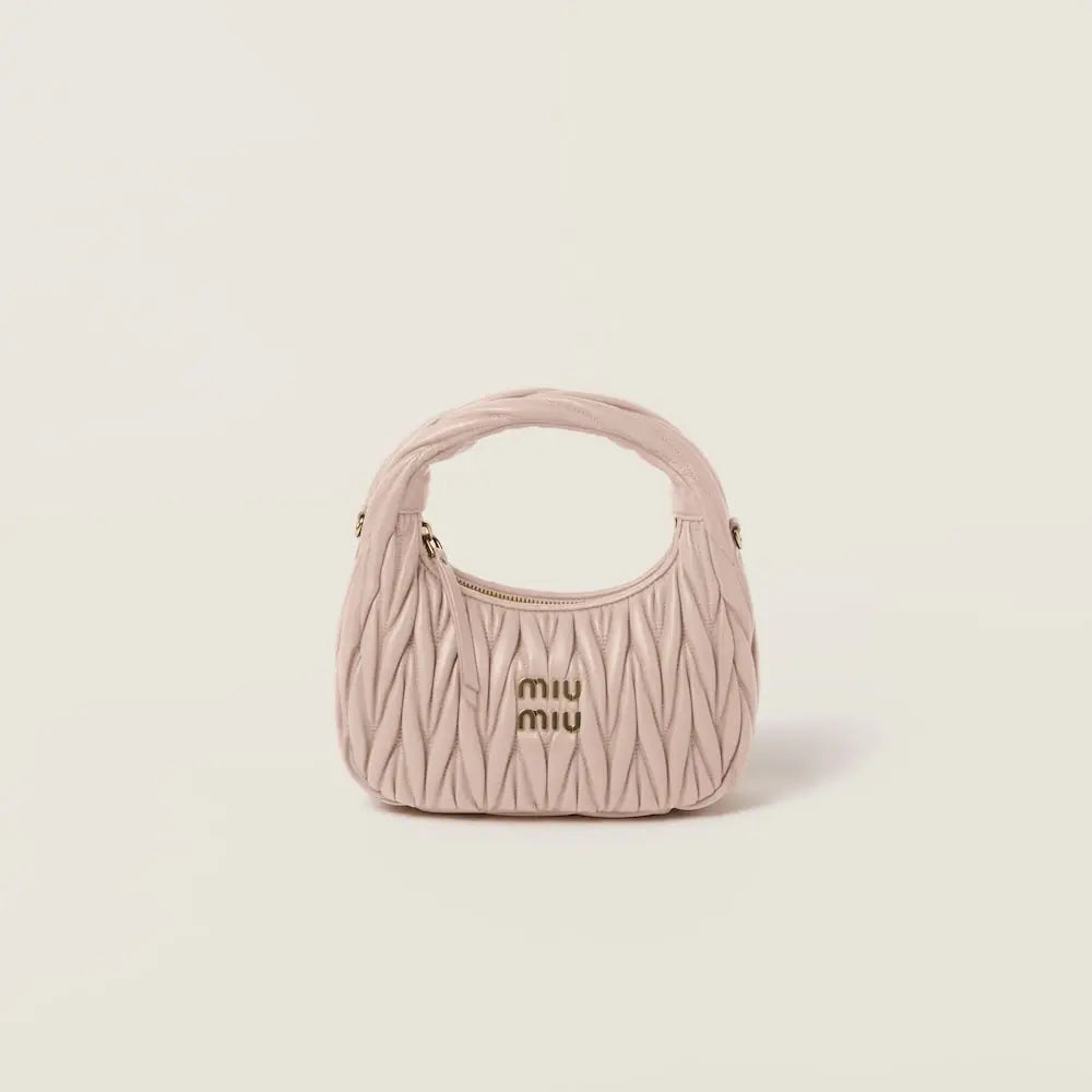 Sac hobo Wander nappa matelassé en rose poudré