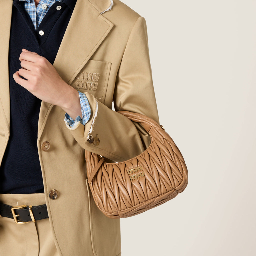 Sac hobo Wander nappa matelassé en marron foncé