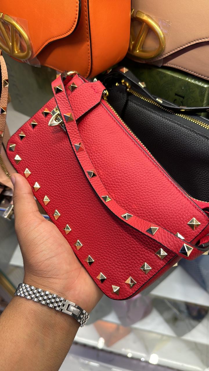 Sac porté épaule femme Valentino Garavani Rouge En Vrai Cuir