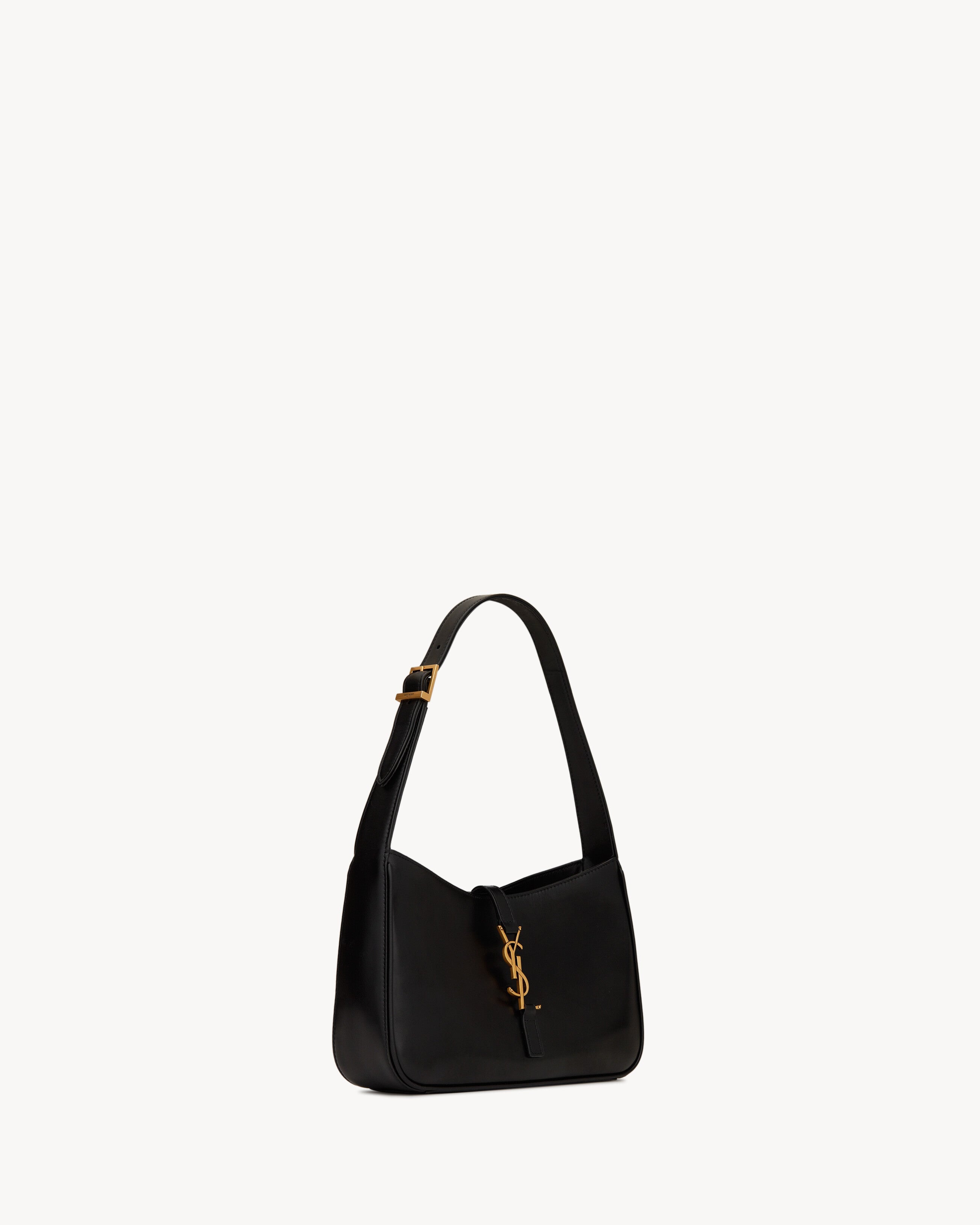 SAC YSL LE 5 À 7 EN SEMI CUIR LISSE
NOIR