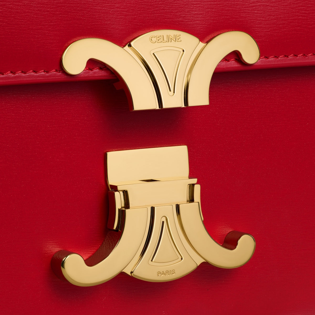 SAC TRIOMPHE TEEN EN VEAU BRILLANT EN ROUGE