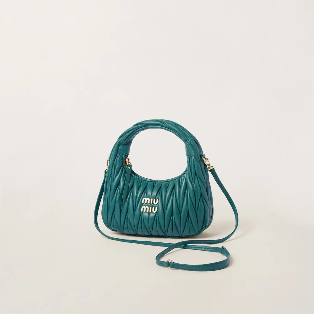 Sac hobo Wander nappa matelassé en bleu lagon