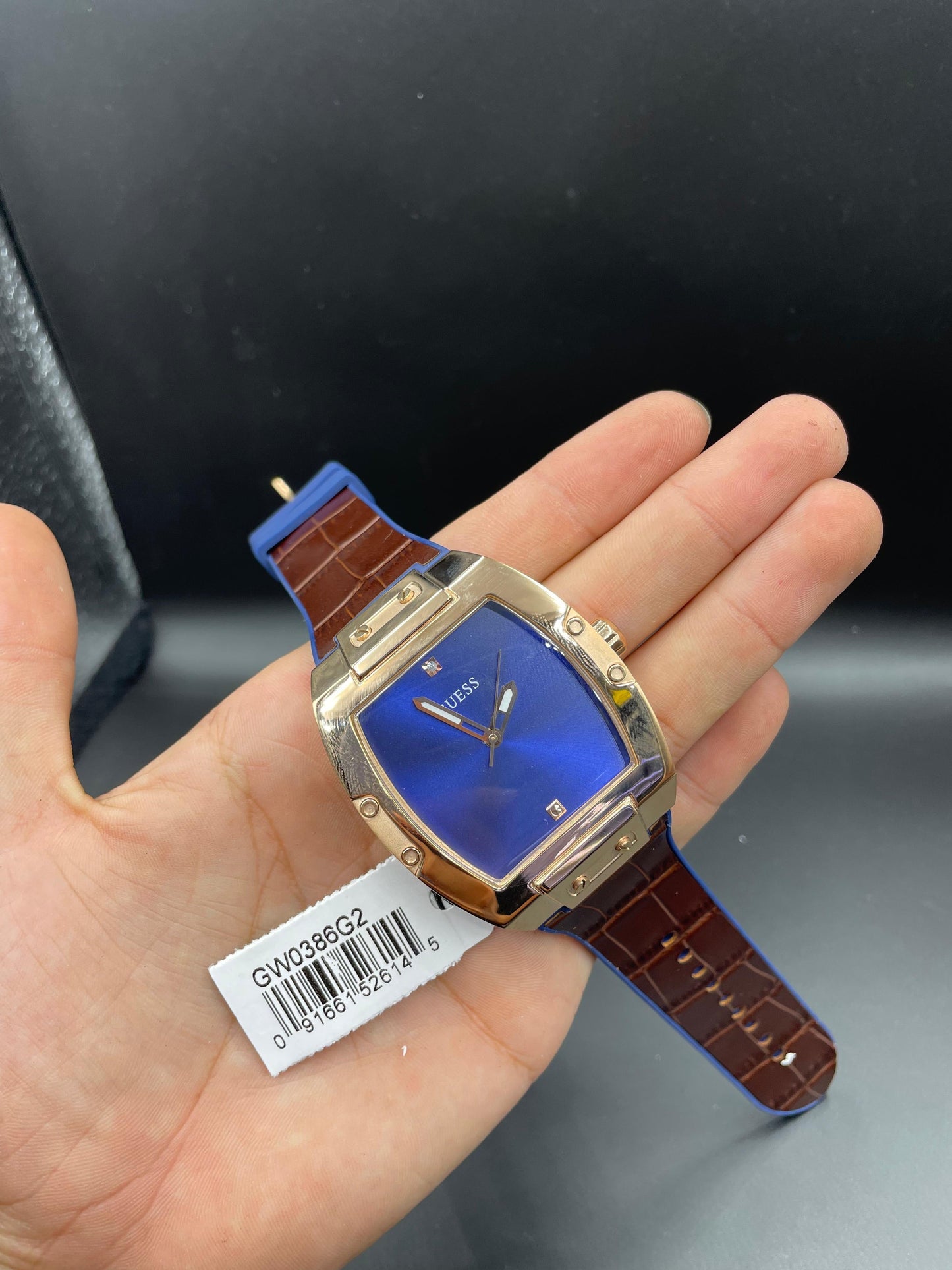 MONTRE HOMME PHOENIX CADRAN BLEU BRACELET CUIR GW0386G2