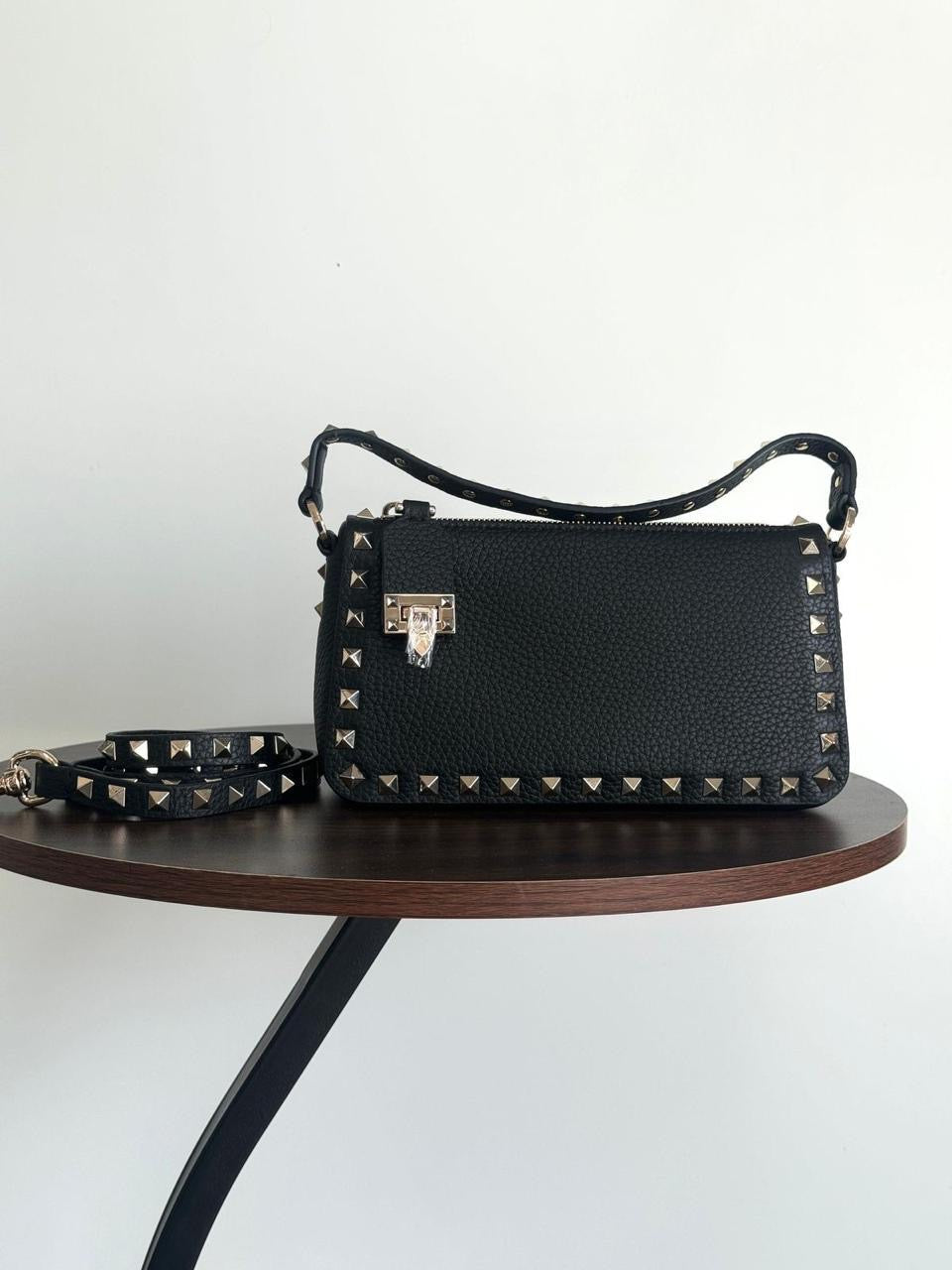 Sac porté épaule femme Valentino Garavani En Vrai Cuir